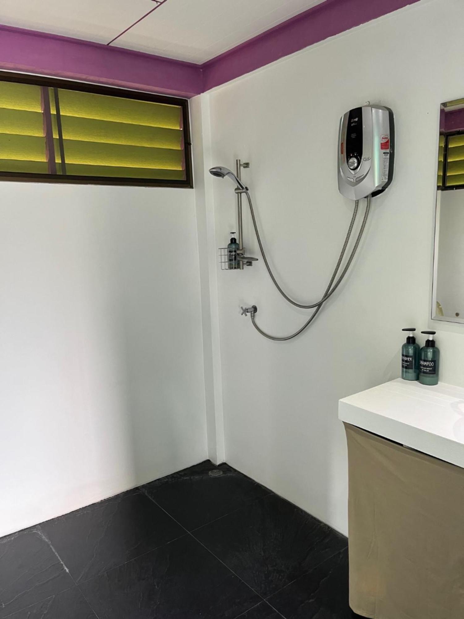 Navari Homestay Rayong Exterior foto